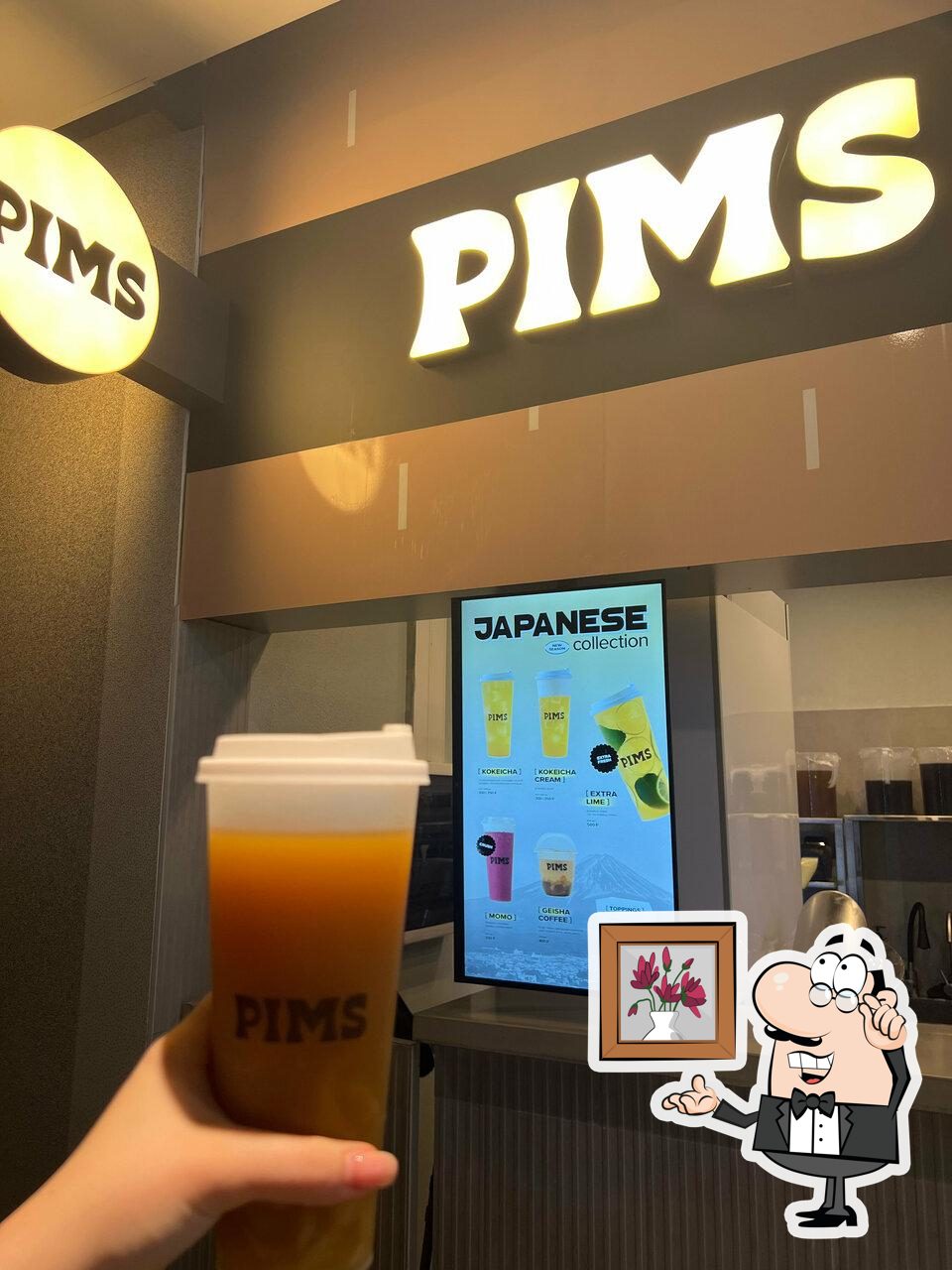 Забронируйте столик в "Pims".