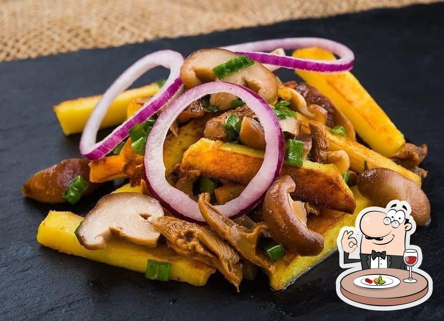 Еда в "Корчма"