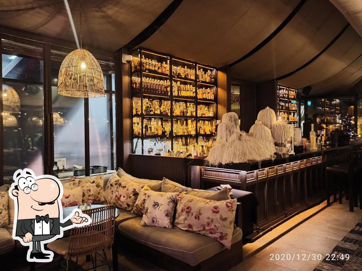 Забронируйте столик в "Escape Bangkok".
