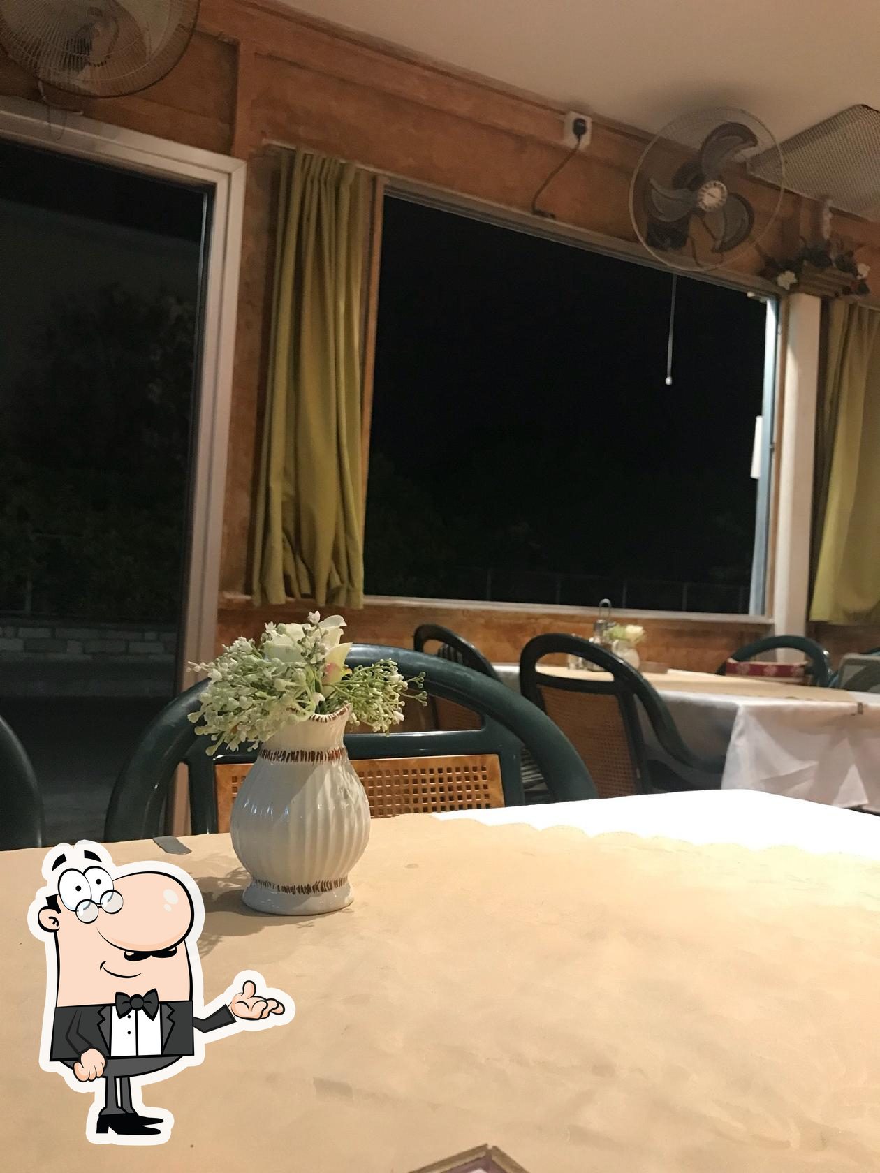 Забронируйте столик в "Terry's place".