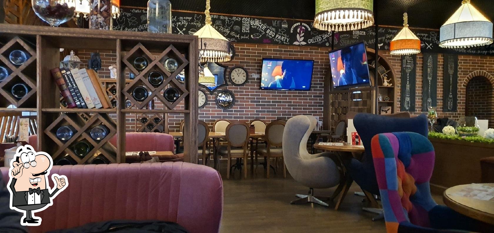 Посмотрите на внутренний интерьер "Тимьян".