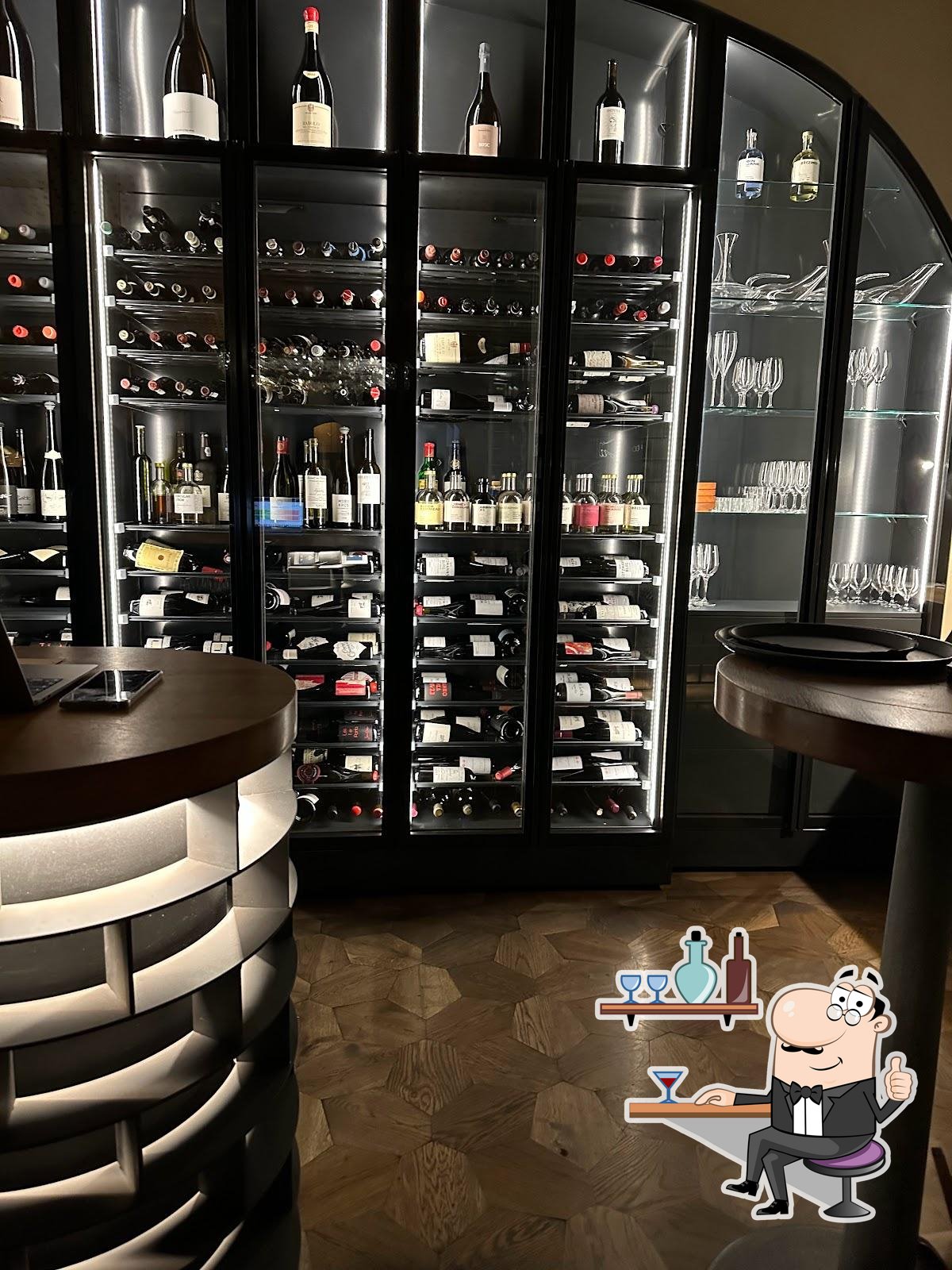Забронируйте столик в "La Degustation".
