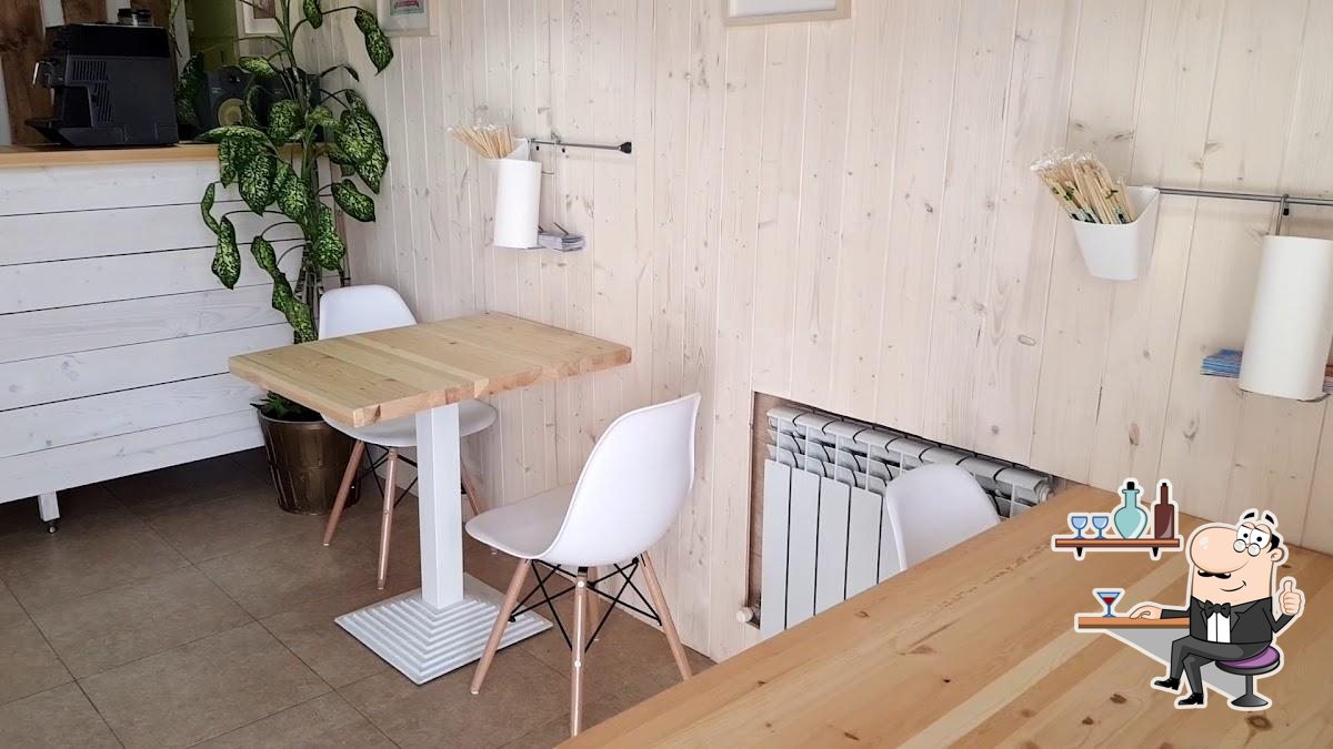 Забронируйте столик в "Япошка".