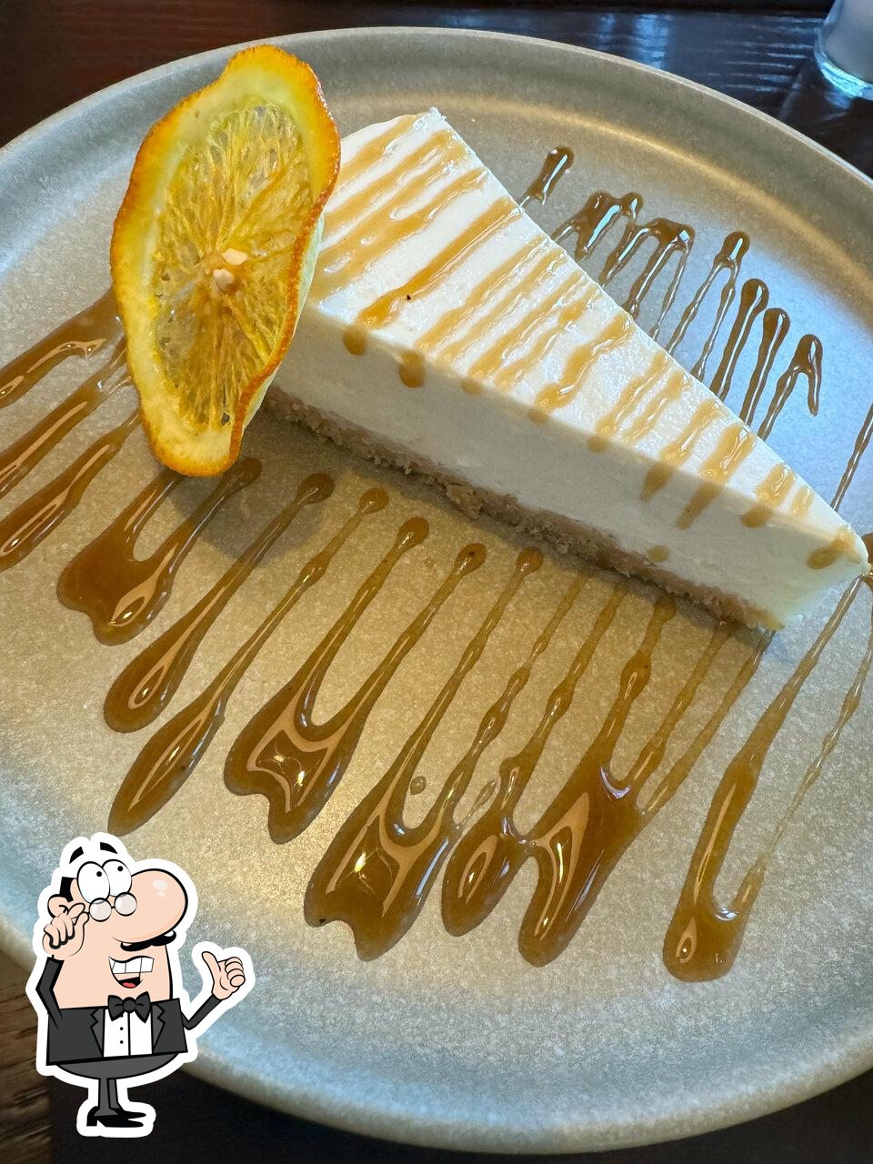 Посмотрите на внутренний интерьер "GrillСад".