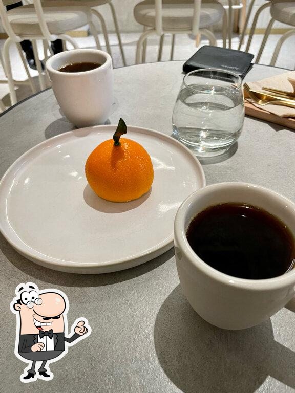 Забронируйте столик в "Gusto Bakery".