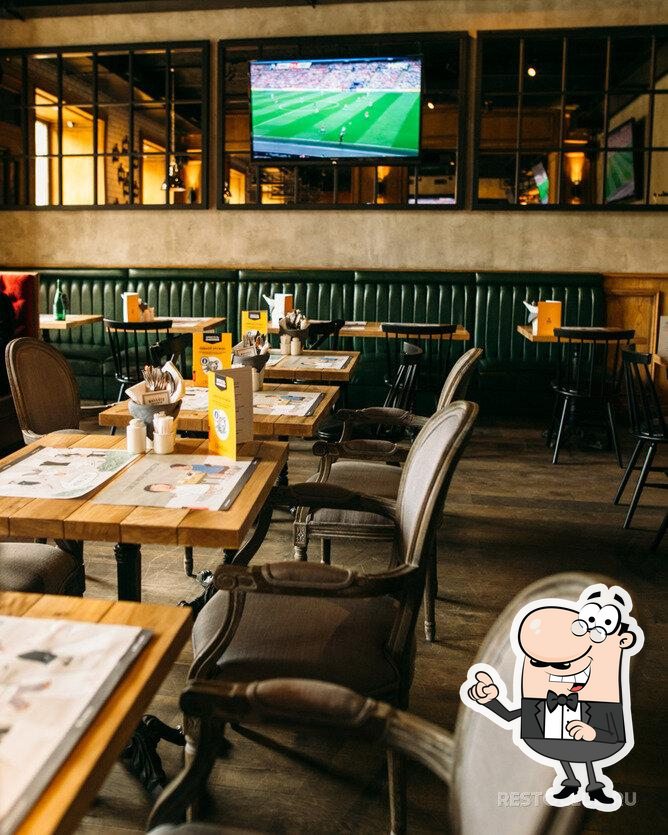 Забронируйте столик в "Брюссель".