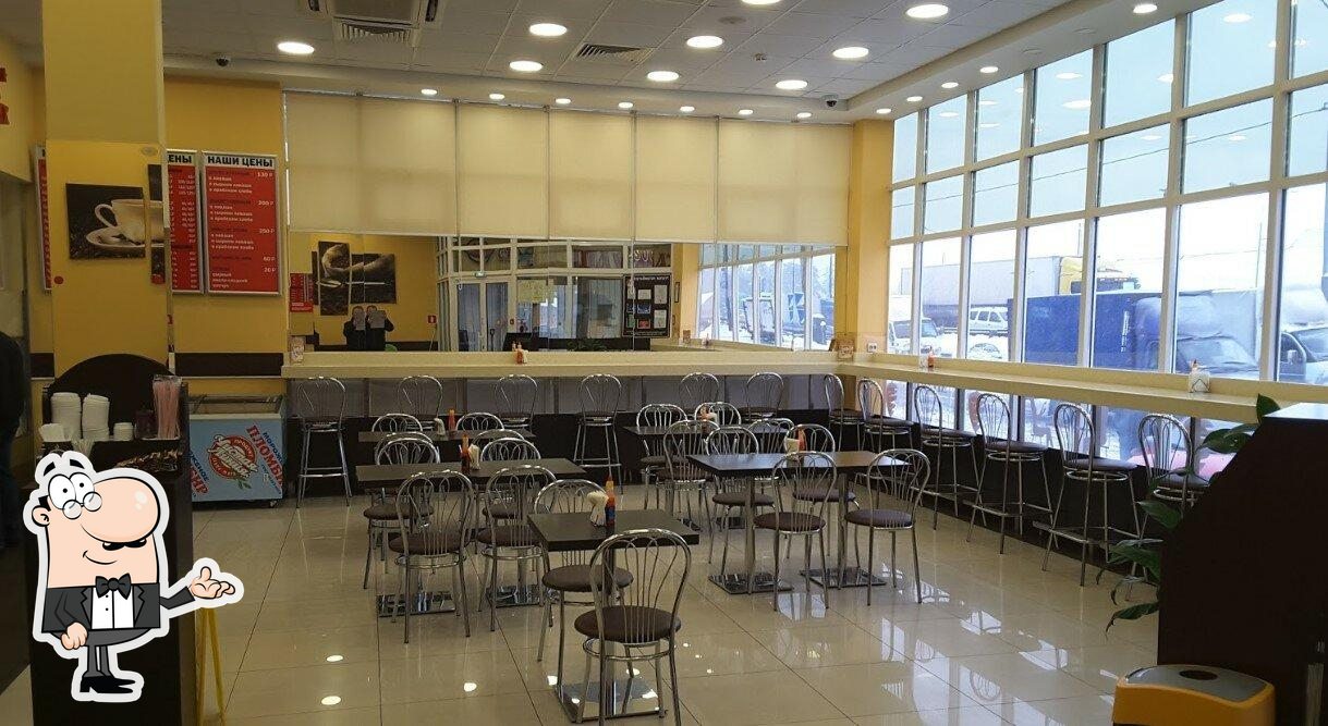 Забронируйте столик в "Шаурма на углях".