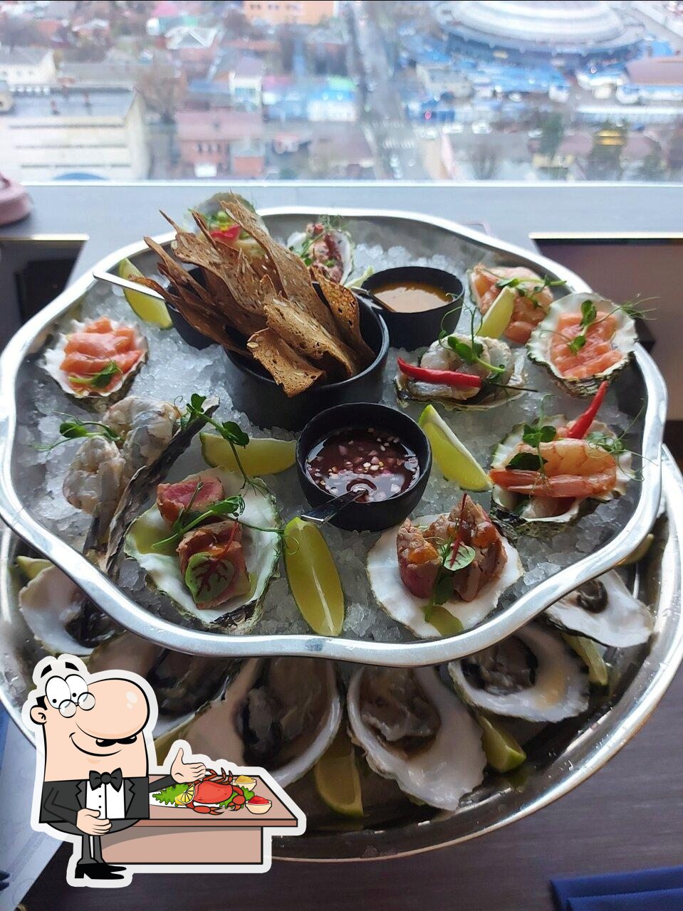 "Pompano" предлагает   разнообразие  блюд из морепродуктов.