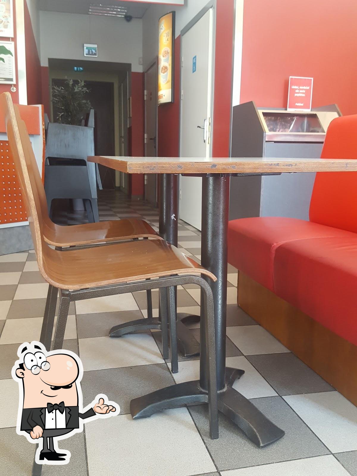 Забронируйте столик в "Hesburger Daugavpils".