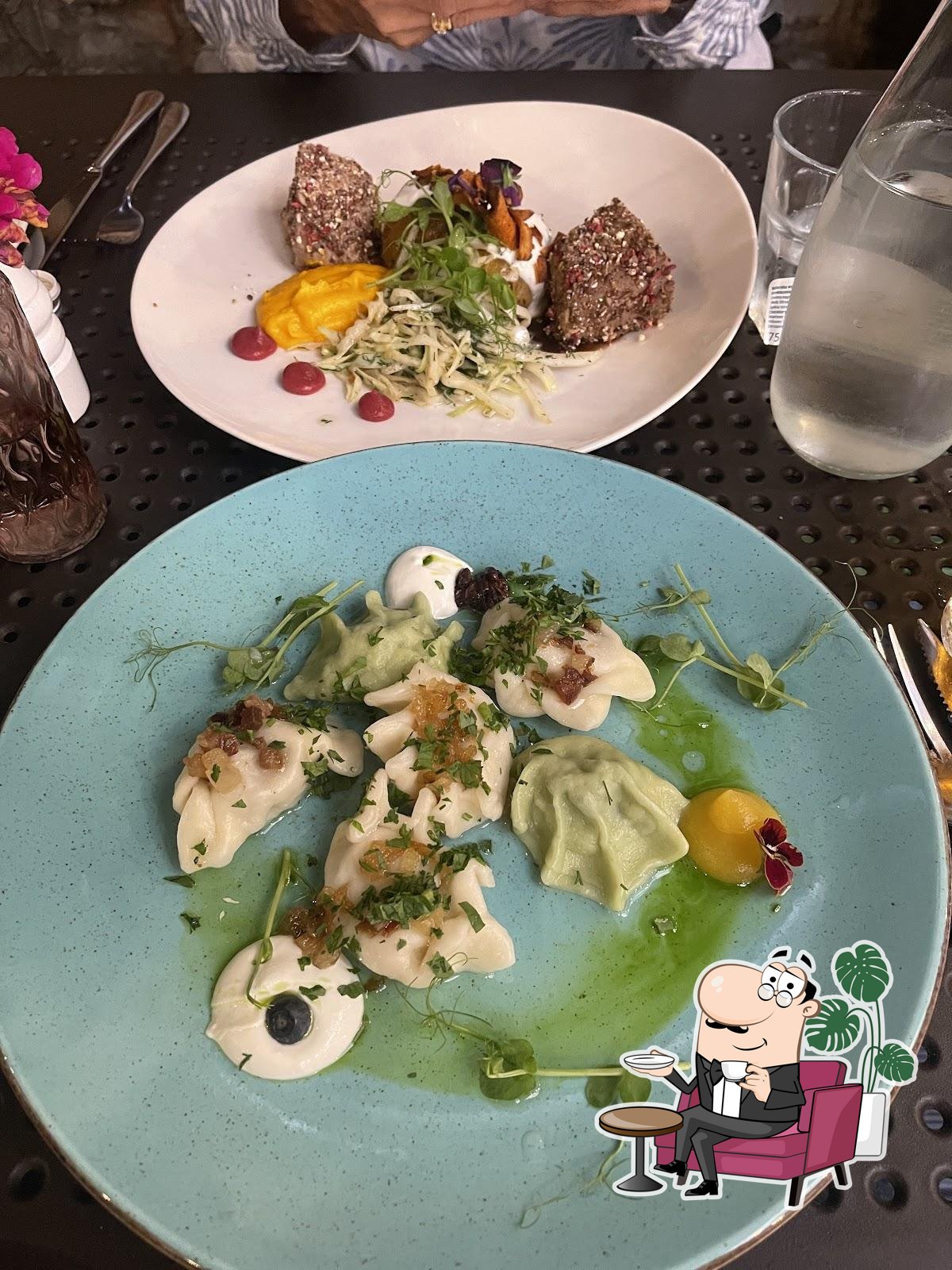 Интерьер "Starka Restaurant & Vodkas".