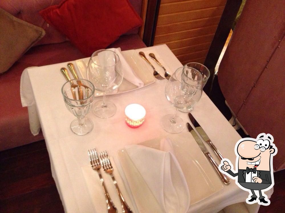 Забронируйте столик в "Constantine's Ark Restaurant & Bar Sultanahmet".