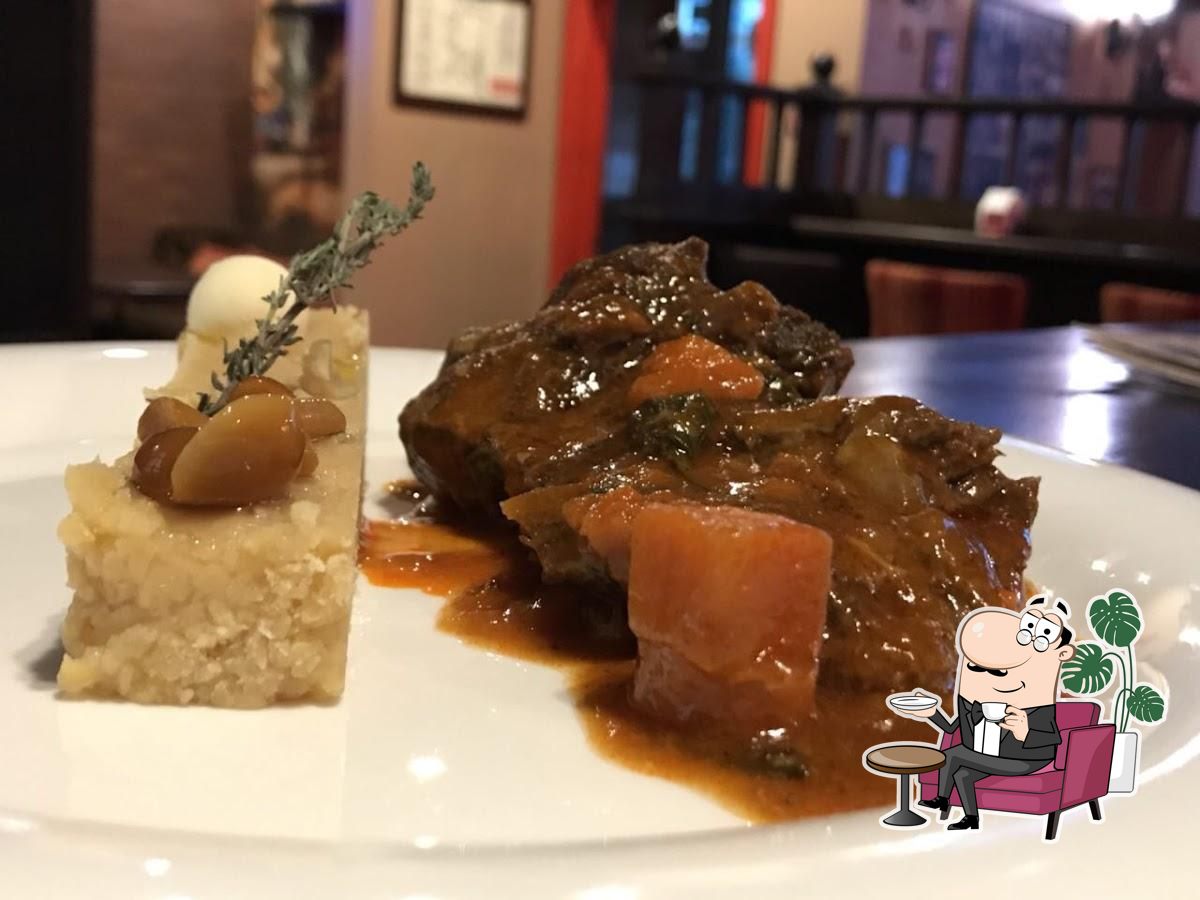 Забронируйте столик в "Fleet Street".