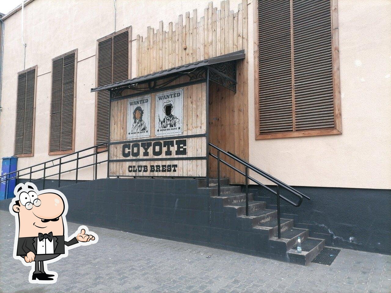 Забронируйте столик в "Coyote Club Brest".