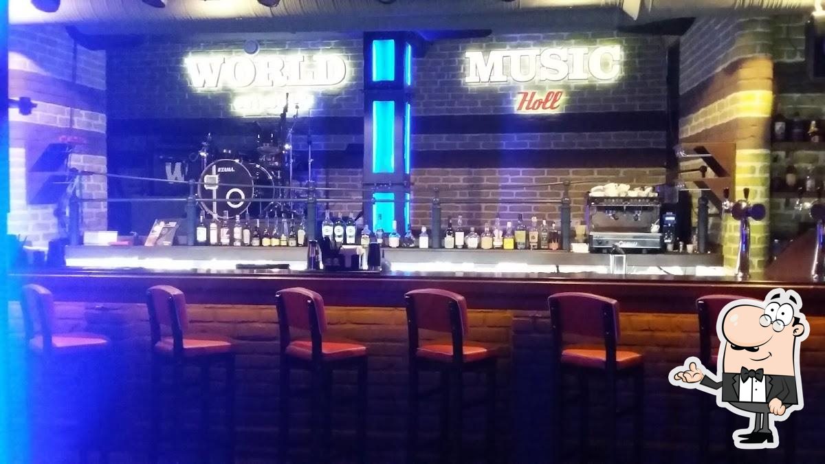 Забронируйте столик в "Beer & Blues art pub".