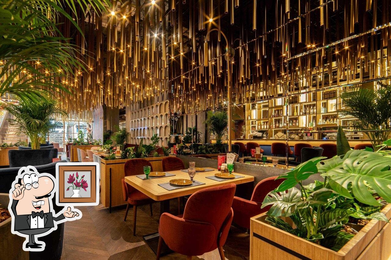 Забронируйте столик в "Урюк".