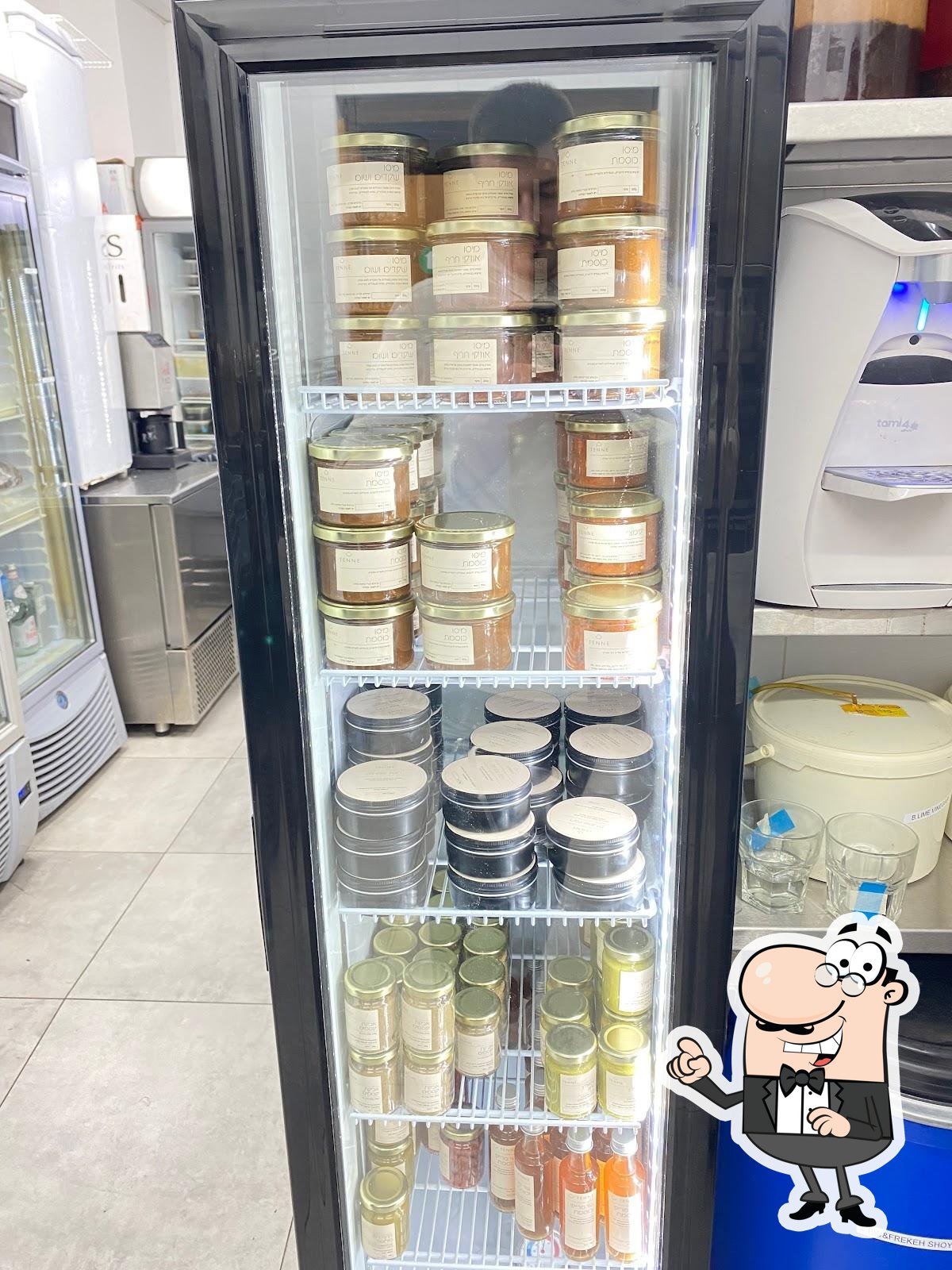 Забронируйте столик в "OCD TLV".