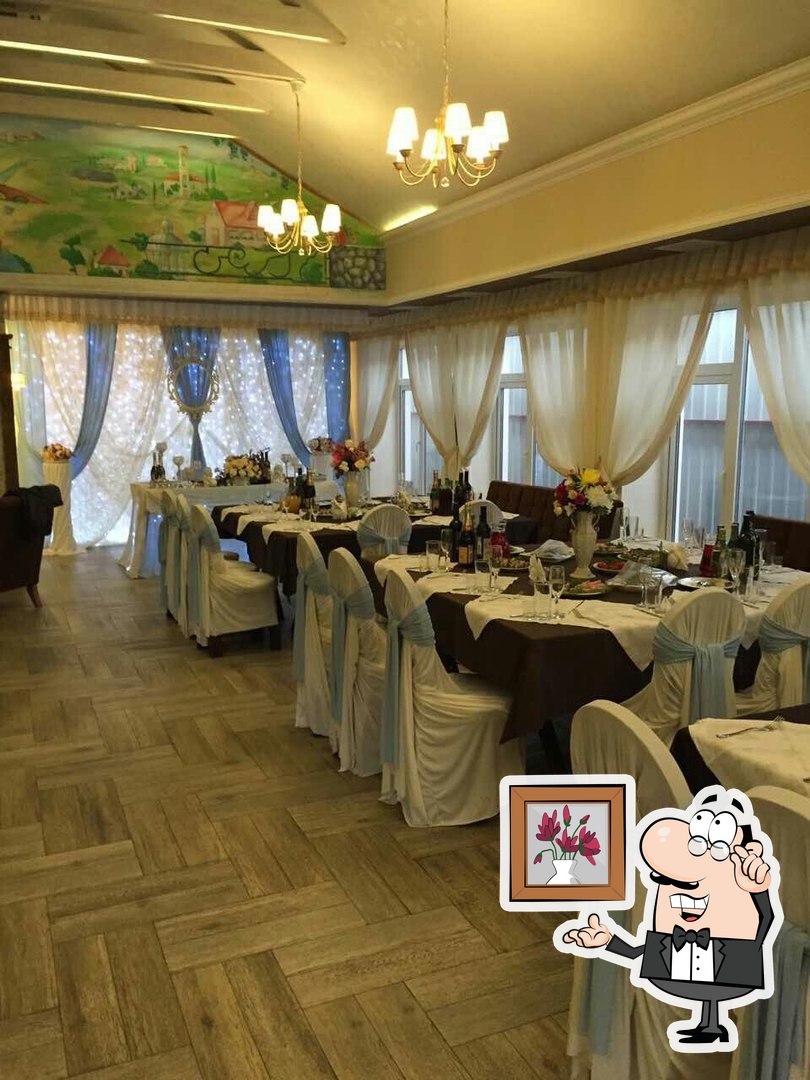 Забронируйте столик в "Старый город".