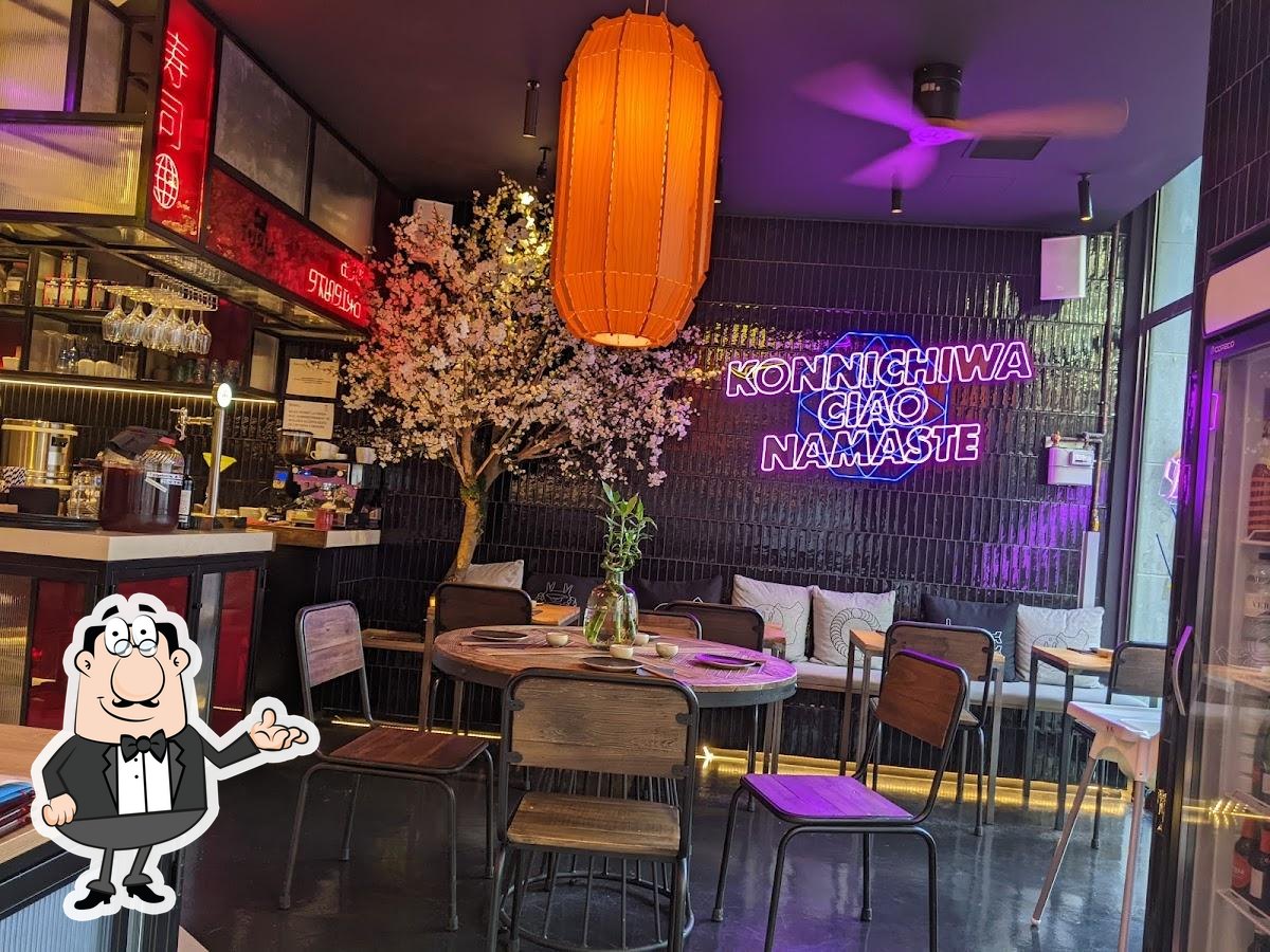 Посмотрите на внутренний интерьер "Desoriente Restaurant Asiàtic Poblenou".