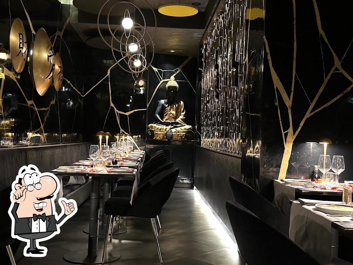 Интерьер "Yokohama Sushi Restaurant".