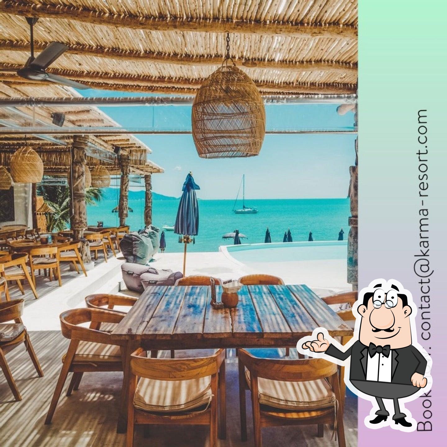 Посмотрите на внутренний интерьер "Karma Beach Samui".