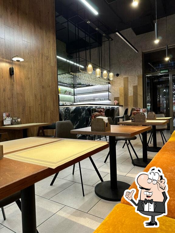 Забронируйте столик в "Шампурико kitchen".
