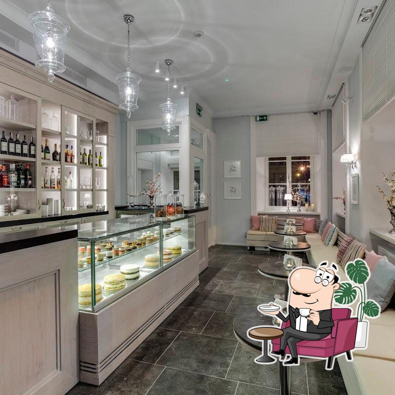 Интерьер "Miodowa Cafe".