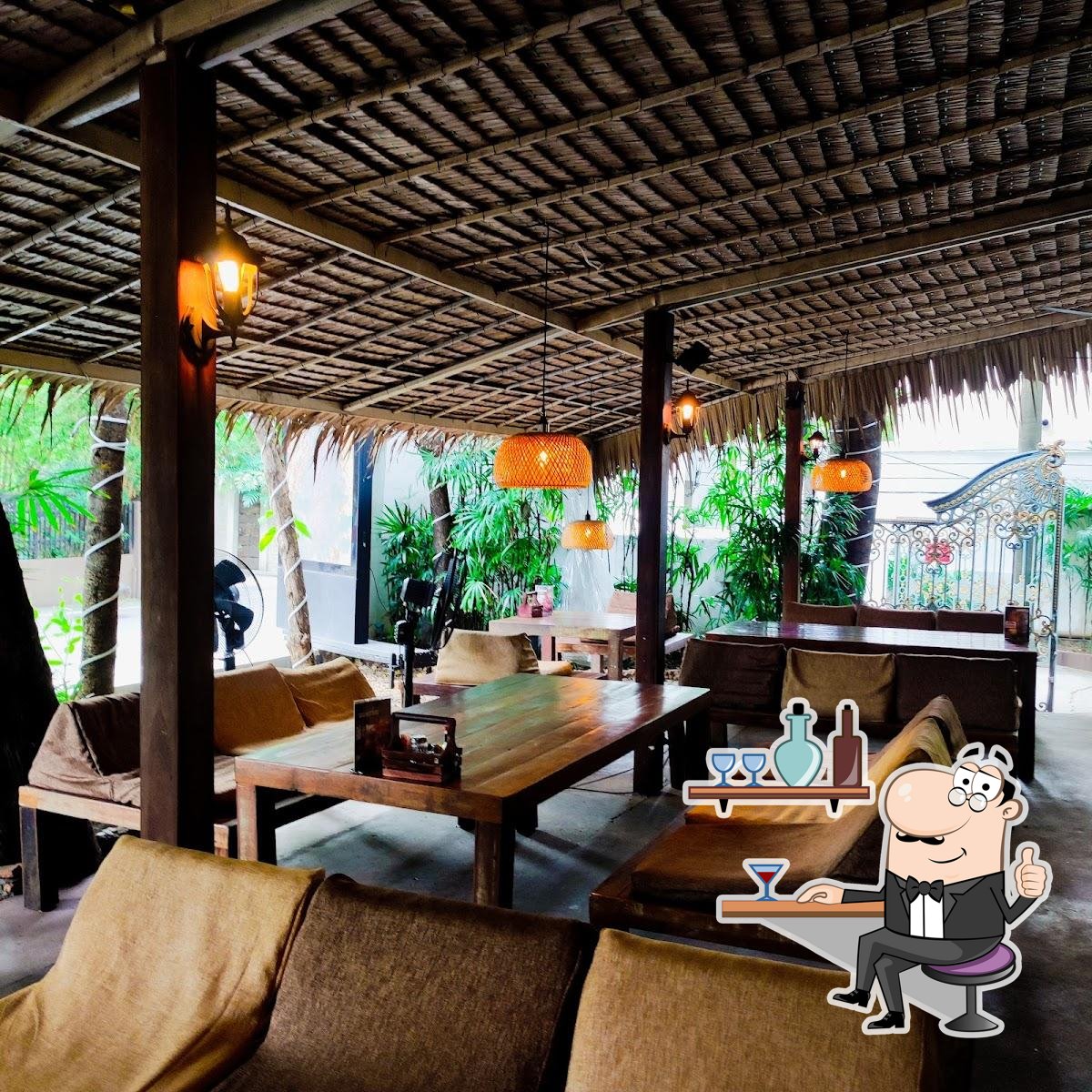 Забронируйте столик в "Mama Dolores - Greek Kitchen".
