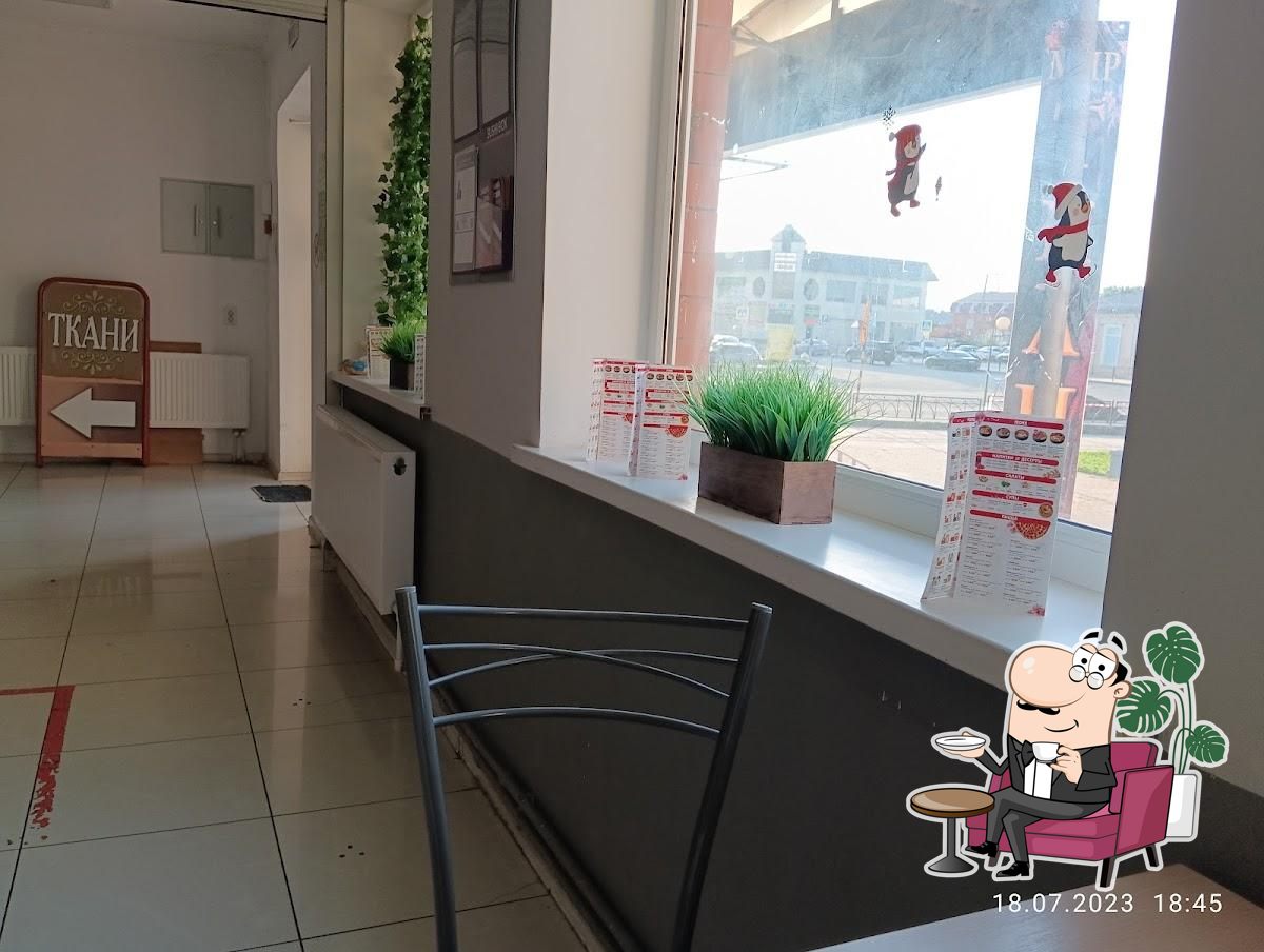 Забронируйте столик в "Sushi Box".
