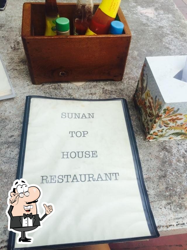 Забронируйте столик в "Mr. Toy Restaurant (Sunan Top House)".