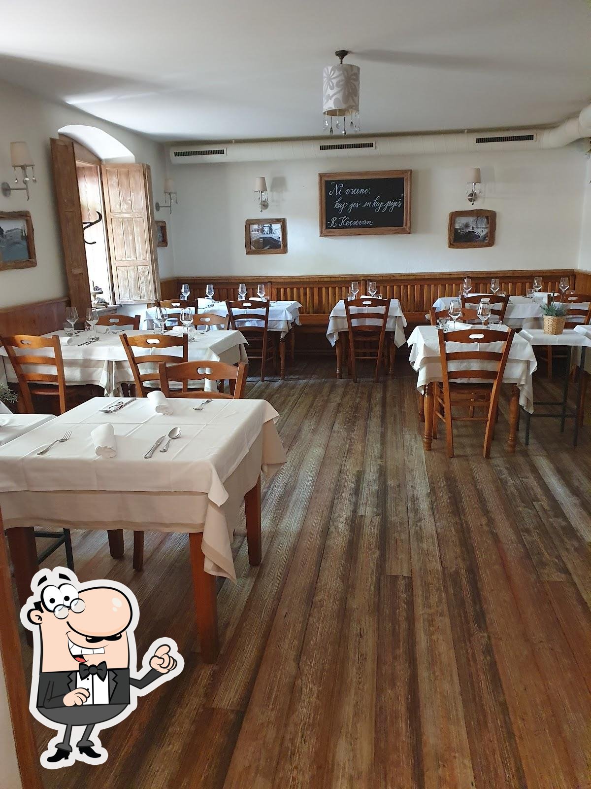 Забронируйте столик в "Restavracija Most".