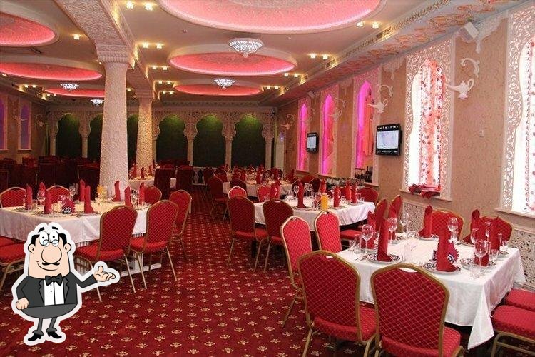Забронируйте столик в "Империя".