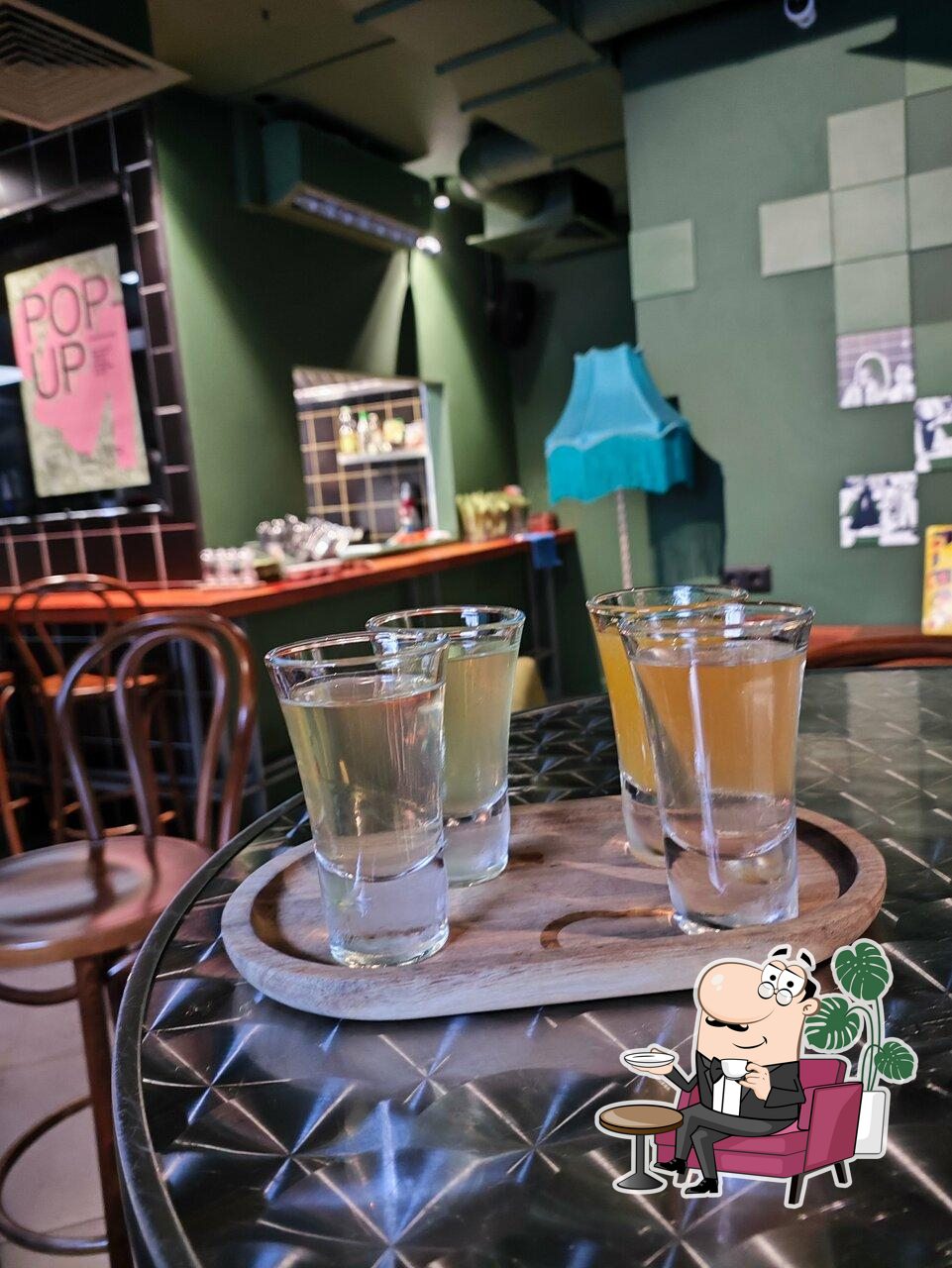 Забронируйте столик в "Кооператив".