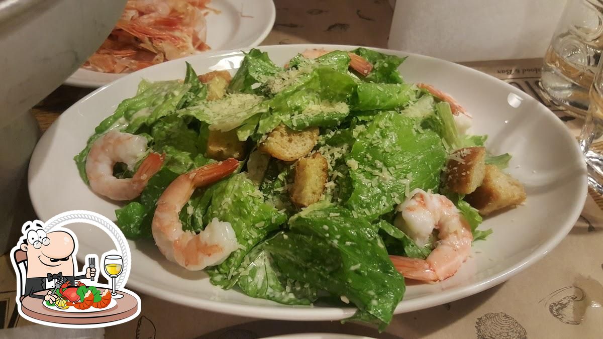  Побалуйте себя дарами моря в "Boston Seafood & Bar".