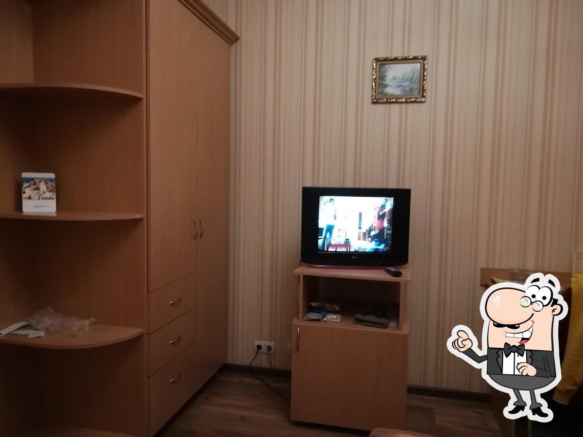 Посмотрите на внутренний интерьер "Siesta".