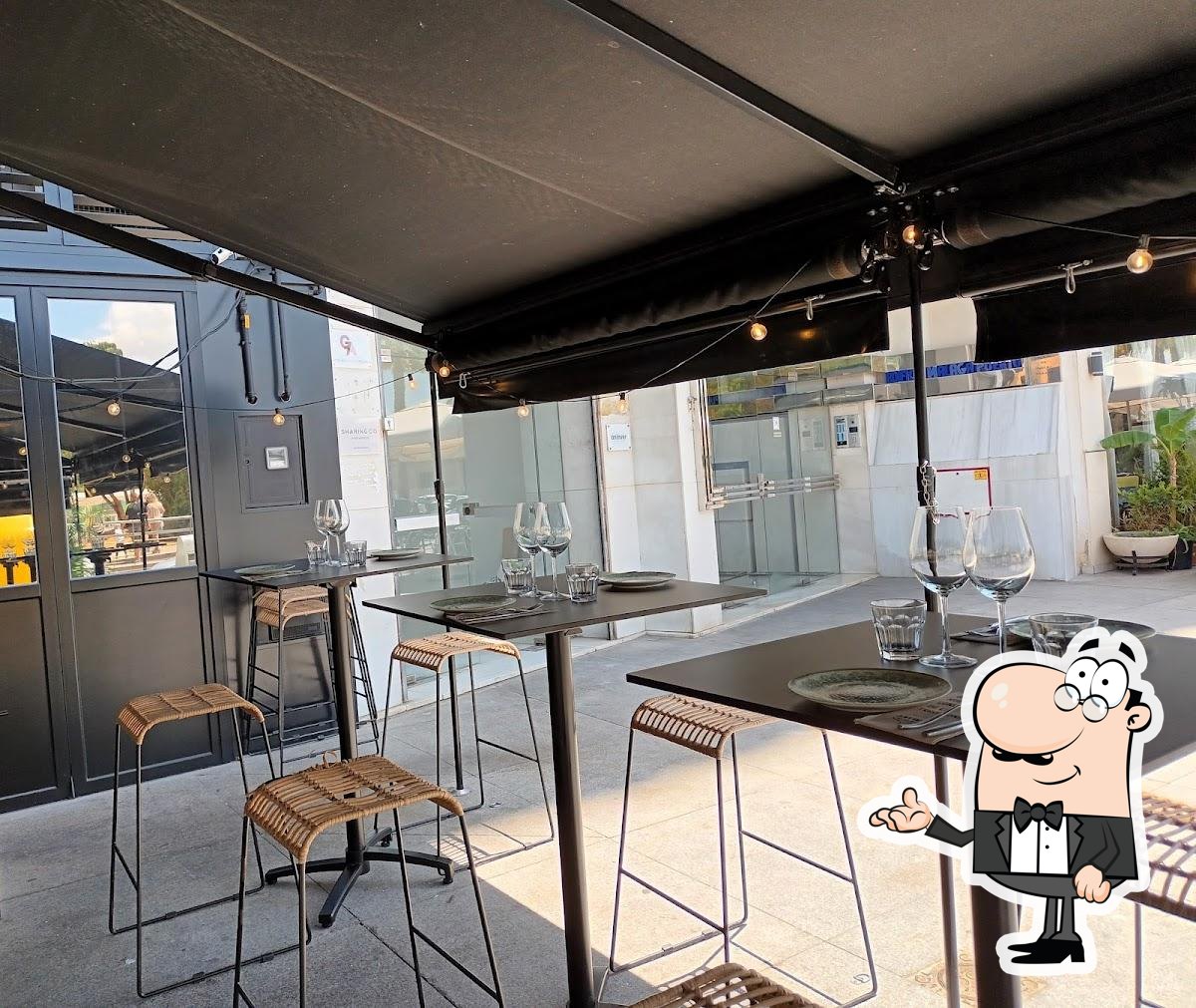 Забронируйте столик в "Anyway Wine Bar I Restaurante Málaga".