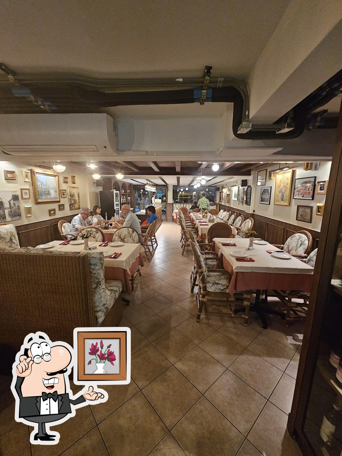 Интерьер "Bella Napoli Sukhumvit".
