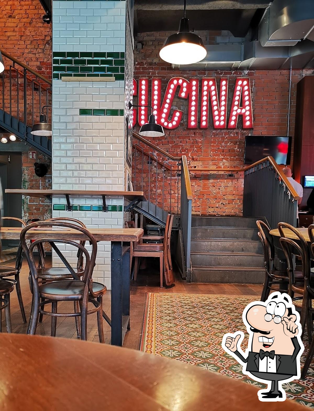 Забронируйте столик в "L'Osteria".