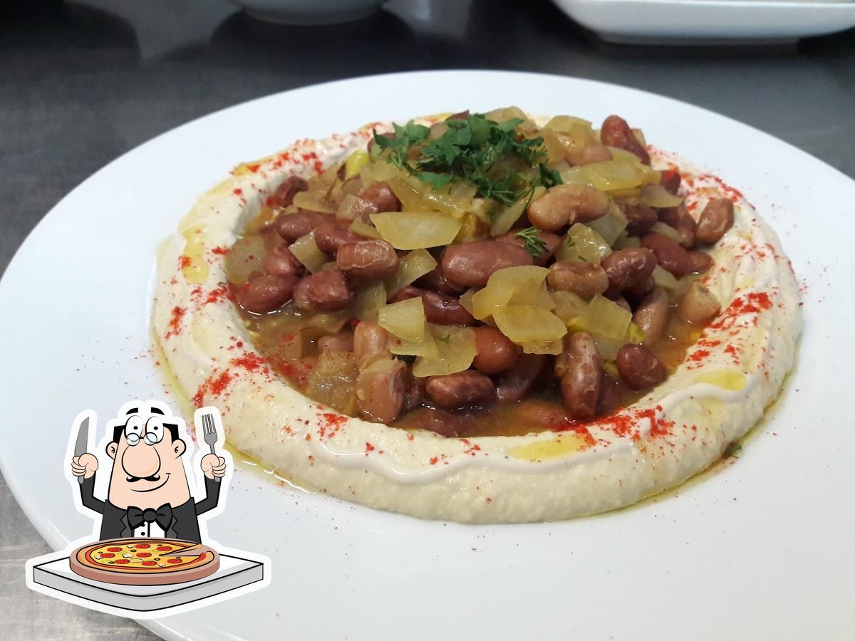 В "Пицца Рома" вы можете  заказать  пиццу.