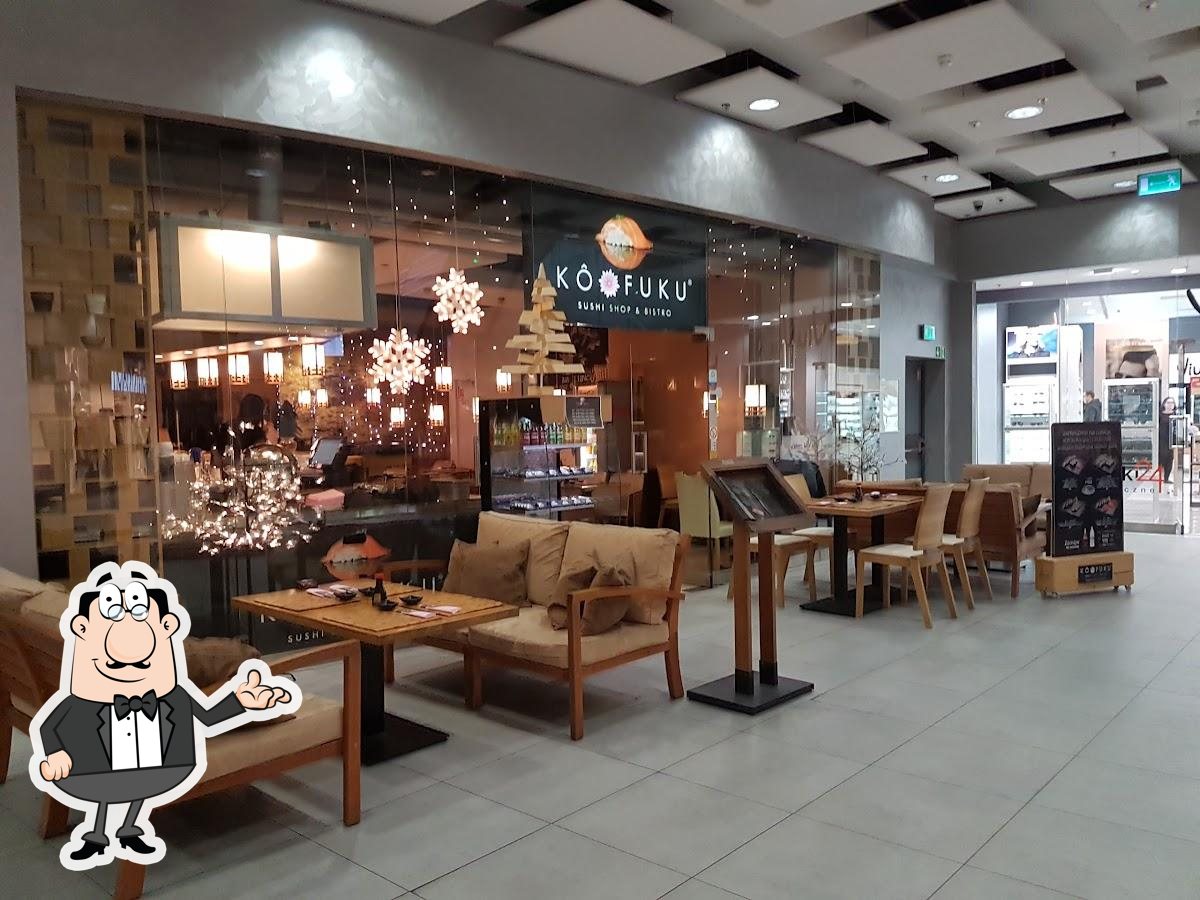 Интерьер "Kofuku Sushi Shop & Bistro Sky Tower".
