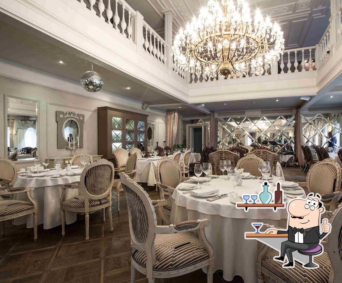 Забронируйте столик в "Гусятникоff".