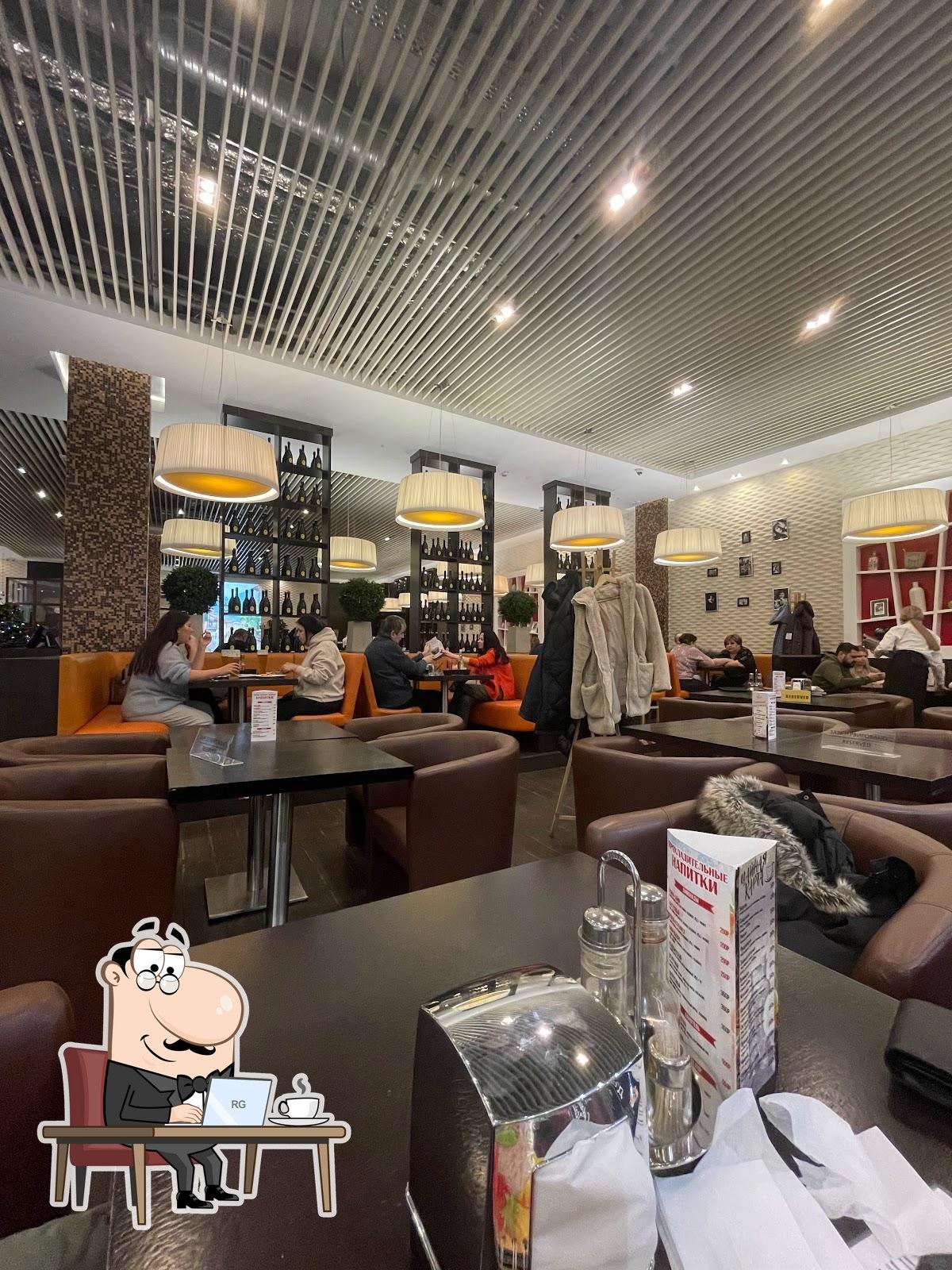 Забронируйте столик в "Gelateria Italiana Rosso Arancio".
