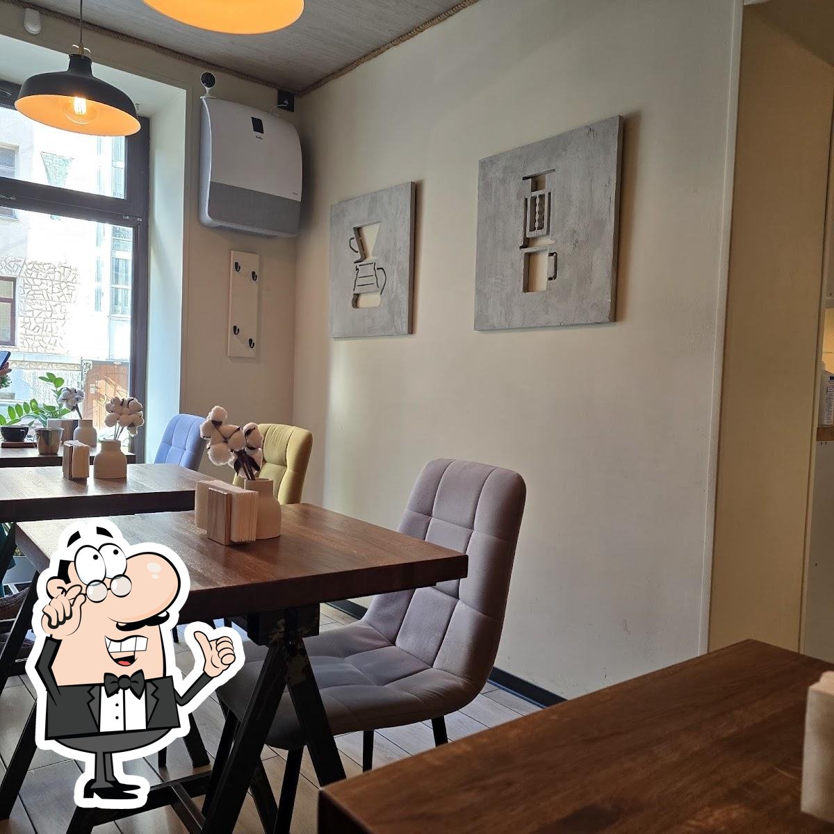 Интерьер "Roaster Coffee".
