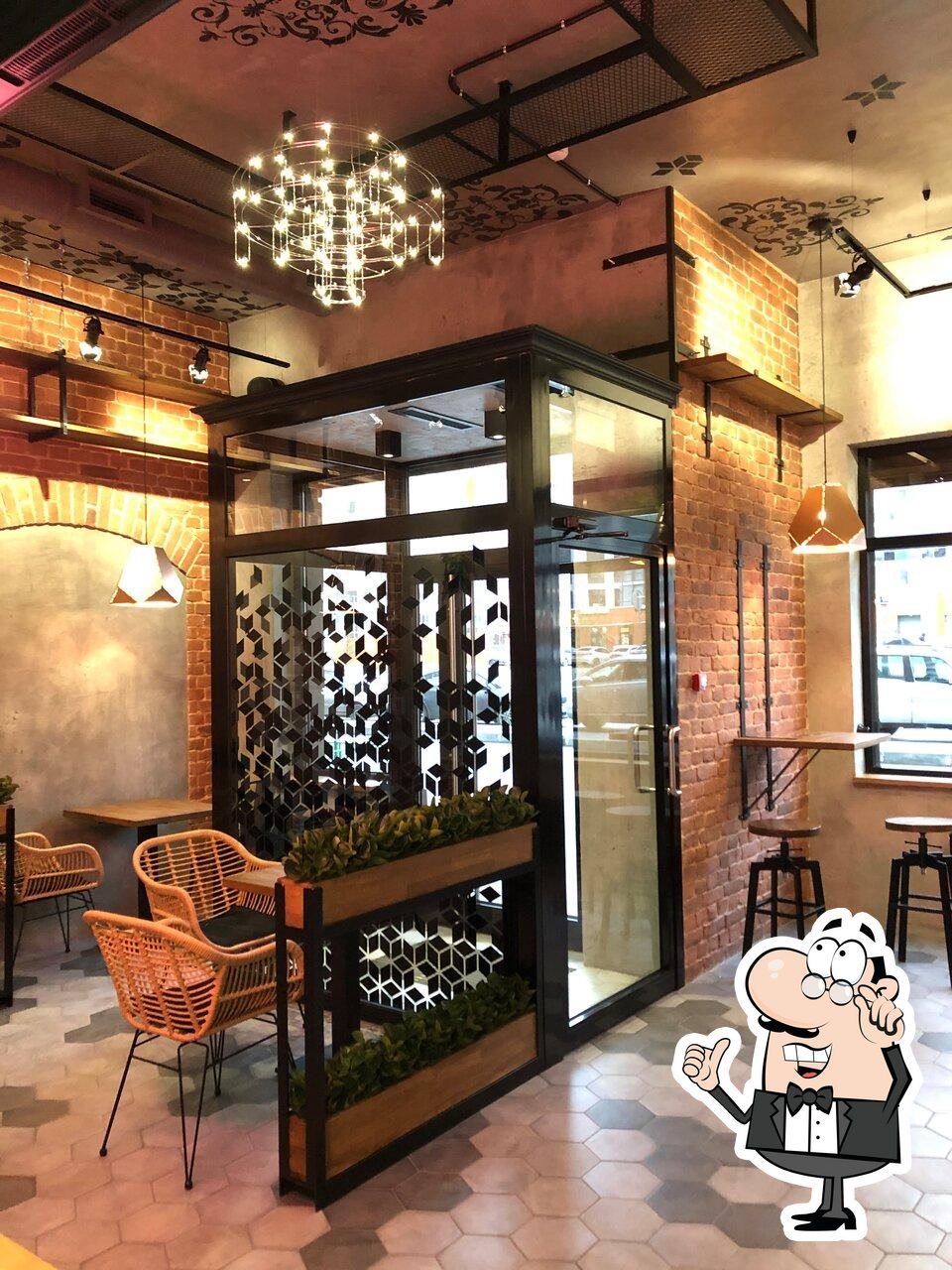 Интерьер "Fabrika sushi".