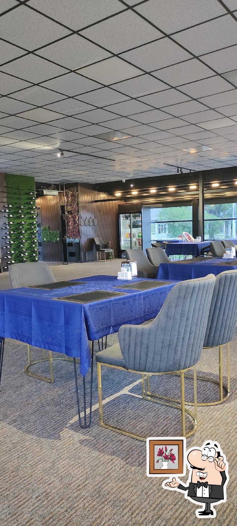 Интерьер "Restaurant Kent Beach".