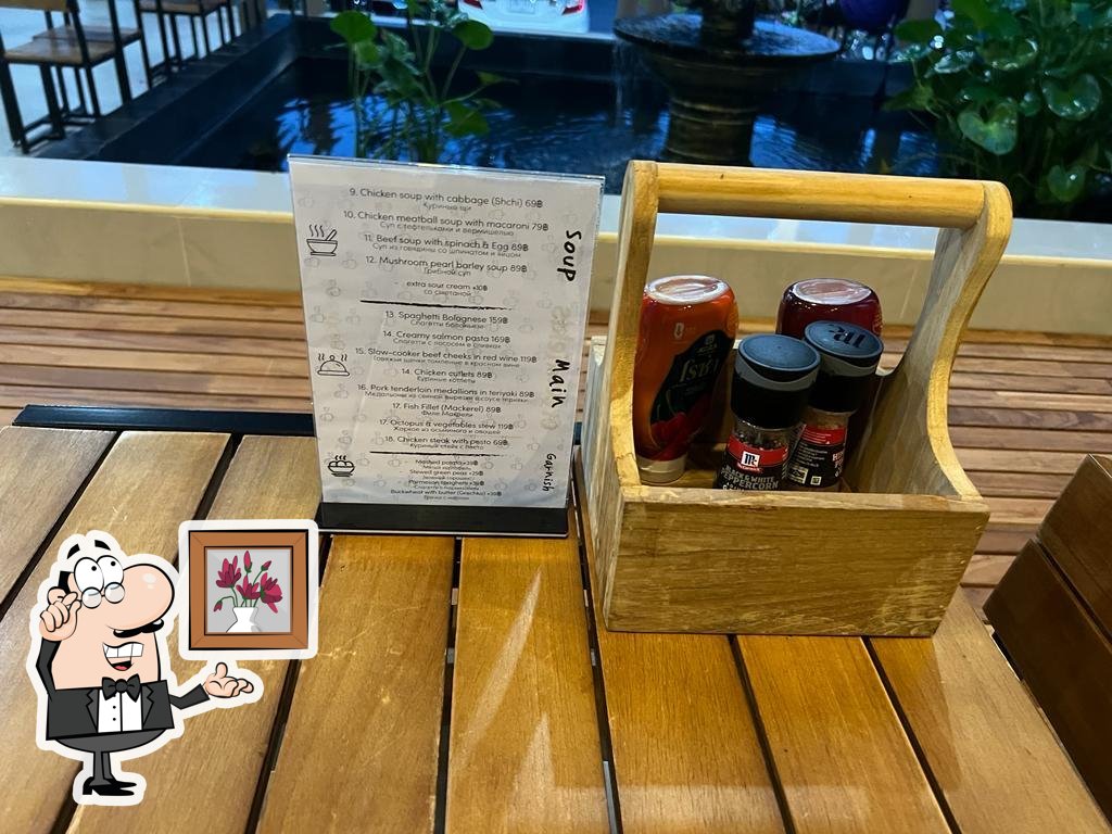 Забронируйте столик в "Greenfield Cafe".