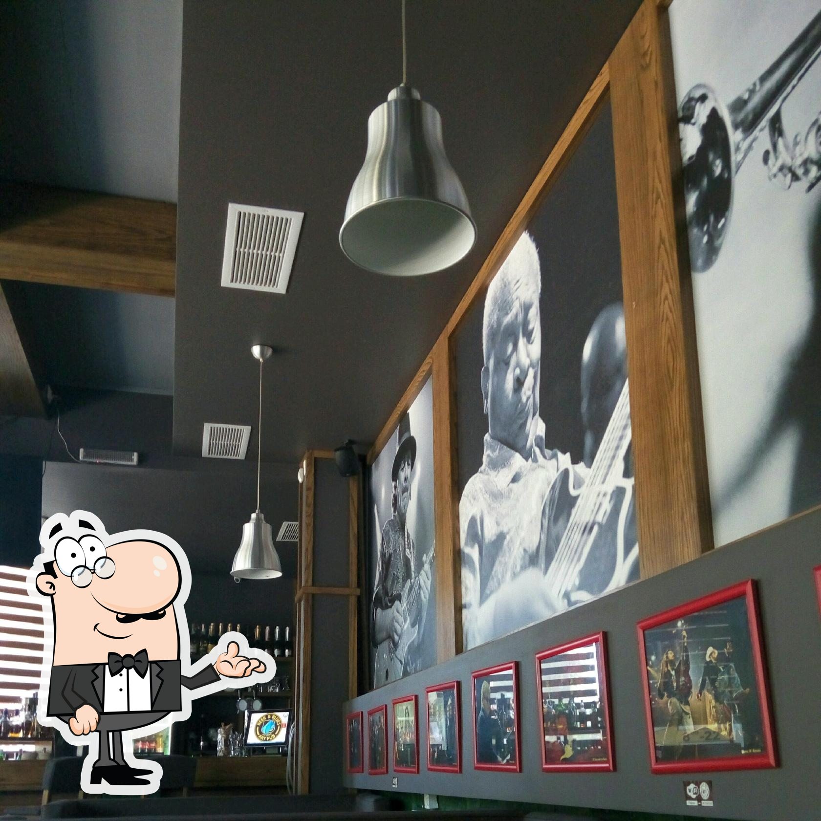 Интерьер "Beer & Blues art pub".