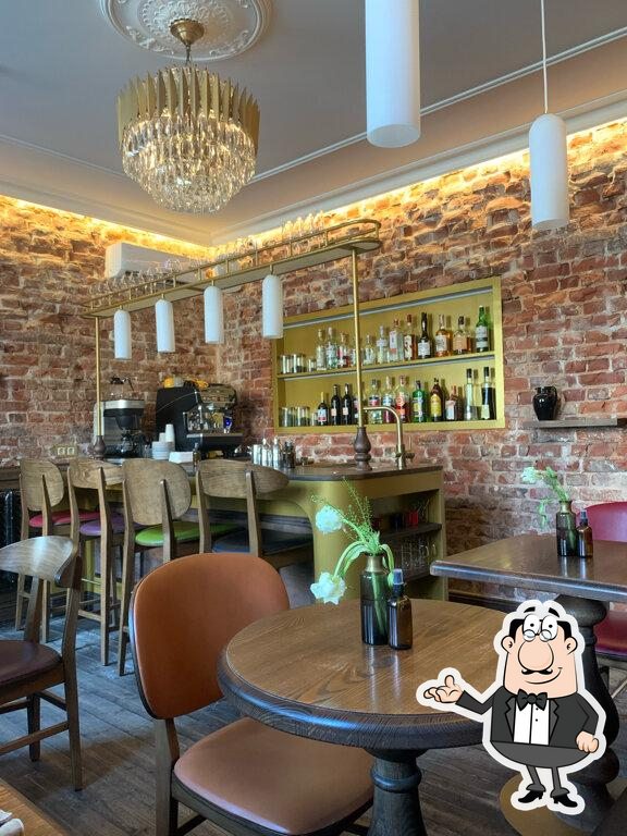 Интерьер "Benedict Bistro".