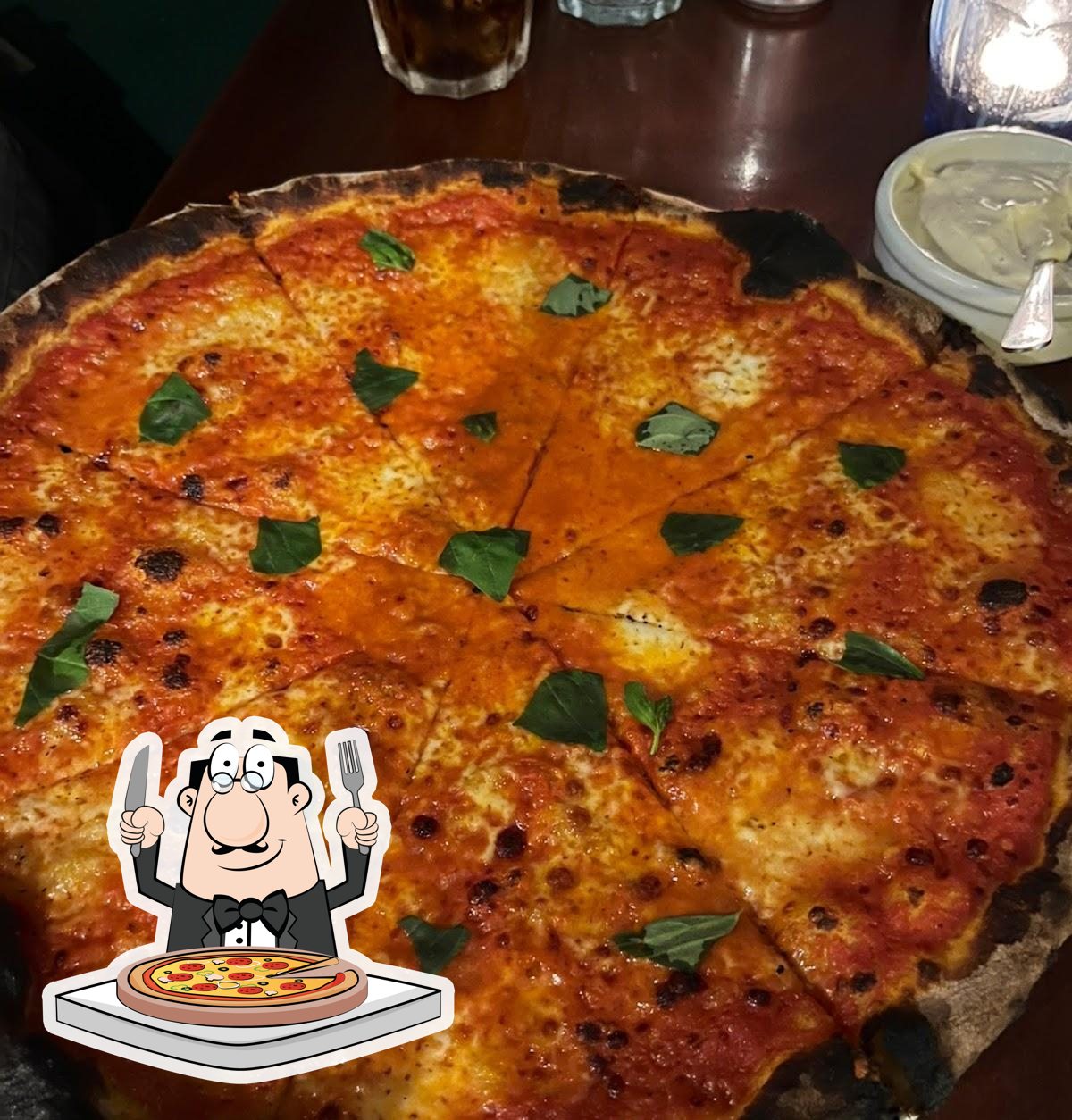  Отведайте пиццу в "Errol's Hot Pizza".