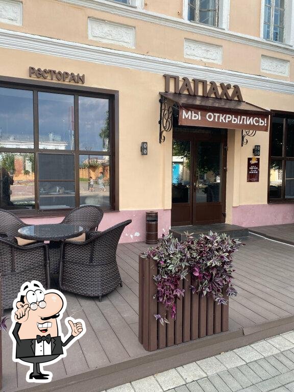 Посмотрите на внутренний интерьер "Папаха".