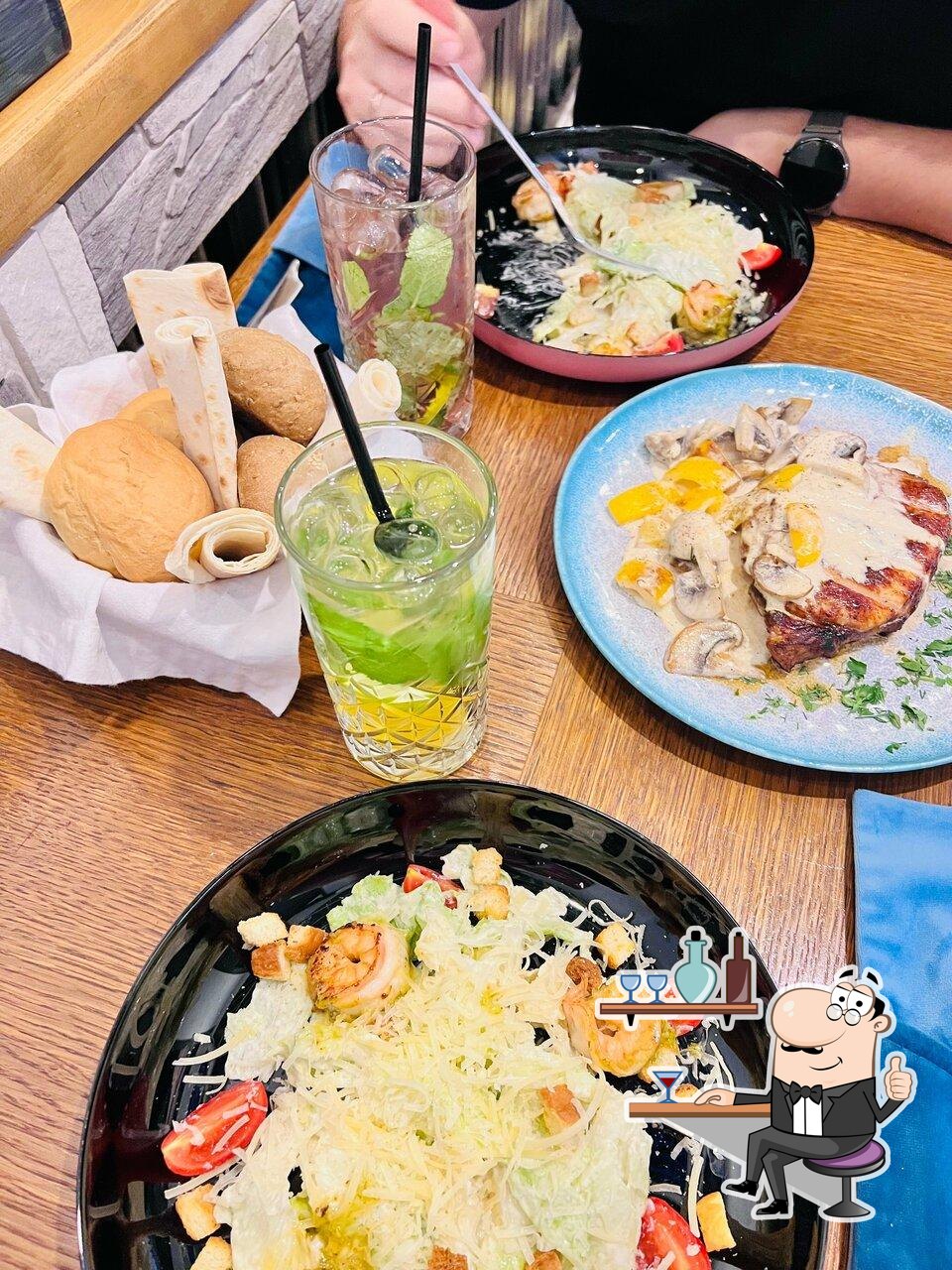 Забронируйте столик в "Мясо".